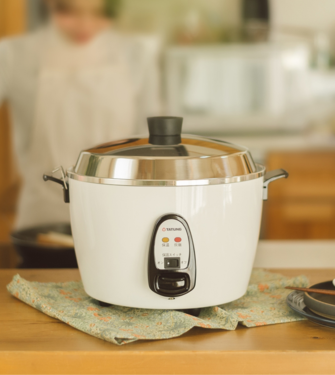 Translating brands by bridging language and cultural differences: cross-border marketing of Taiwanese cooking appliances